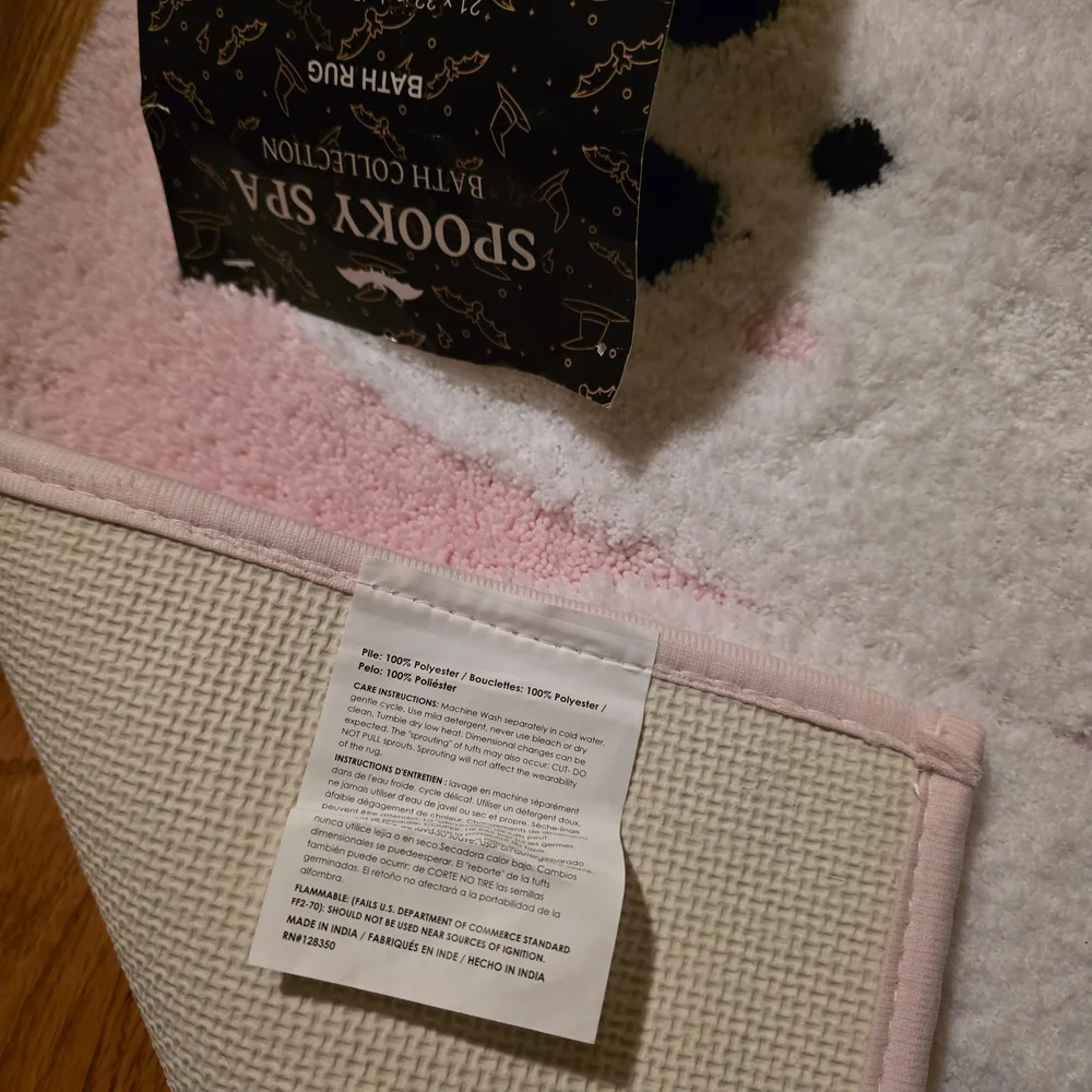 Spooky Spa Pink Ghost Bath Mat Nonslip NWT